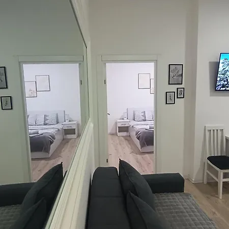 Apartment Gepratova *